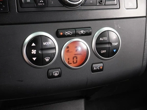 Седан Nissan Tiida 2010 года, 689000 рублей, Воронеж