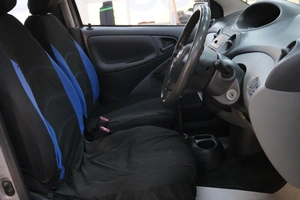 Хетчбэк Toyota Vitz 2002 года, 369000 рублей, Омск