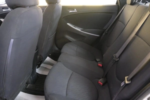 Седан Hyundai Solaris 2011 года, 859000 рублей, Омск