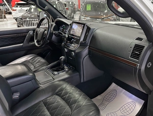 Внедорожник Toyota Land Cruiser 2016 года, 6400000 рублей, Красноярск