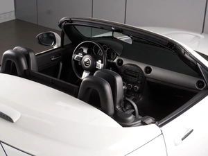 Кабриолет Mazda MX-5 2012 года, 2927000 рублей, Красный Пахарь