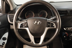 Хетчбэк Hyundai Solaris 2014 года, 1009000 рублей, Челябинск