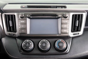 Внедорожник Toyota RAV4 2015 года, 2059000 рублей, Пермь