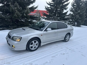 Седан Subaru Legacy 2000 года, 595000 рублей, 