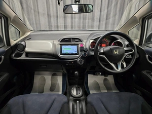 Хетчбэк Honda Fit 2011 года, 660000 рублей, Красноярск