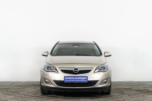 Хетчбэк Opel Astra 2012 года, 749000 рублей, Сургут