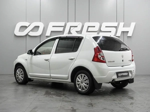 Хетчбэк Renault Sandero 2011 года, 539000 рублей, Воронеж