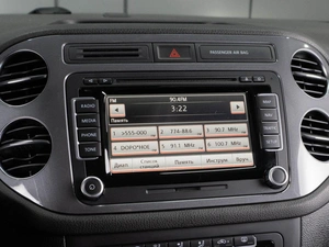 Внедорожник Volkswagen Tiguan 2013 года, 1544000 рублей, Тюмень