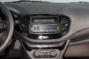 Седан ВАЗ (LADA) Vesta 2018 года, 649000 рублей, Новосибирск