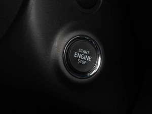 Внедорожник Skoda Karoq 2021 года, 2469000 рублей, Тюмень