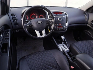 Универсал Kia Ceed 2010 года, 950000 рублей, Тверь