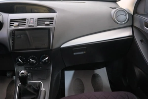 Хетчбэк Mazda 3 2012 года, 799000 рублей, Омск