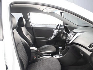 Хетчбэк Hyundai Solaris 2013 года, 915777 рублей, Омск