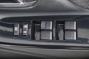 Хетчбэк Toyota Vitz 2018 года, 1019000 рублей, Томск