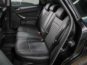Седан Ford Mondeo 2013 года, 949000 рублей, Воронеж