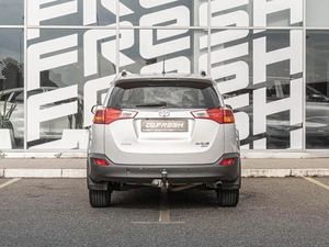 Внедорожник Toyota RAV4 2014 года, 1920000 рублей, Краснодар