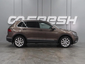 Внедорожник Volkswagen Tiguan 2018 года, 2599000 рублей, Воронеж