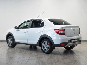 Седан Renault Logan Stepway 2021 года, 1424000 рублей, Саратов