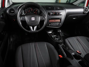 Хетчбэк SEAT Leon 2012 года, 769000 рублей, Воронеж
