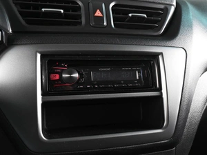 Седан Kia Rio 2014 года, 929000 рублей, Аксай