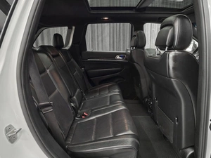 Внедорожник Jeep Grand Cherokee 2013 года, 2199000 рублей, Красноярск