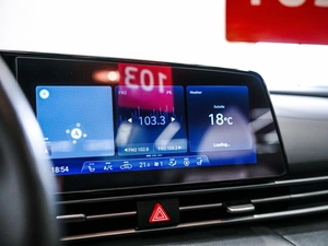 Седан Hyundai Elantra 2021 года, 1830000 рублей, Красноярск