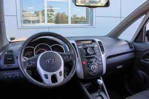 Минивэн Kia Venga 2012 года, 895000 рублей, Ярославль