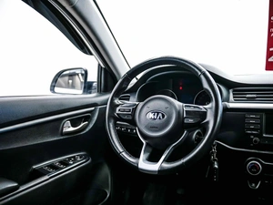 Хетчбэк Kia Rio X-Line 2019 года, 1370000 рублей, Красноярск