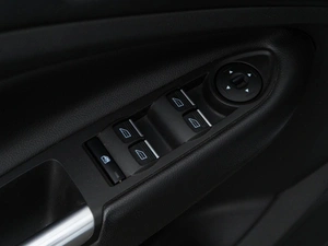 Внедорожник Ford Kuga 2018 года, 2089444 рублей, Москва