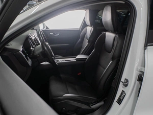 Универсал Volvo V60 Cross Country 2020 года, 3279000 рублей, Тюмень