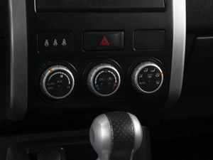 Внедорожник Nissan X-Trail 2012 года, 1240000 рублей, Омск