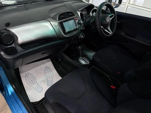 Хетчбэк Honda Fit 2009 года, 629000 рублей, Красноярск