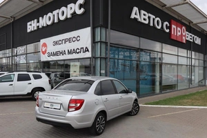 Седан ВАЗ (LADA) Granta 2023 года, 830000 рублей, Мирное