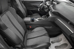 Внедорожник Peugeot 5008 2020 года, 2189000 рублей, Барнаул