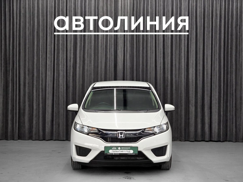 Хетчбэк Honda Fit 2017 года, 950000 рублей, Красноярск