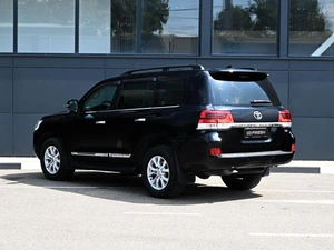 Внедорожник Toyota Land Cruiser 2015 года, 5194000 рублей, Кирилловка