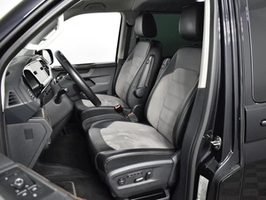 Минивэн Volkswagen Multivan 2021 года, 6183900 рублей, Казань