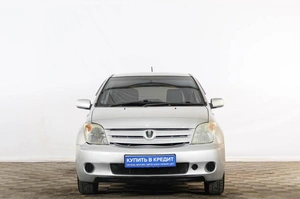 Хетчбэк Toyota Ist 2002 года, 619000 рублей, Тюмень