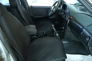 Внедорожник Chevrolet Niva 2011 года, 499000 рублей, Омск