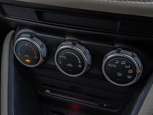 Хетчбэк Mazda Demio 2015 года, 1120000 рублей, Краснодар