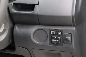 Хетчбэк Toyota Vitz 2007 года, 619000 рублей, Омск