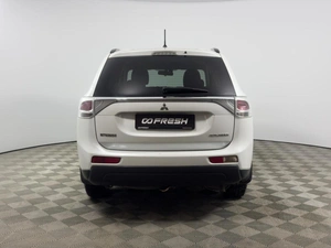 Внедорожник Mitsubishi Outlander 2013 года, 1378200 рублей, Казань