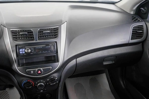 Седан Hyundai Solaris 2014 года, 799000 рублей, Кемерово