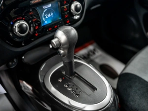 Внедорожник Nissan Juke 2013 года, 1050000 рублей, Красноярск