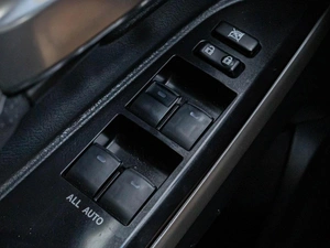 Внедорожник Toyota Land Cruiser 2019 года, 7699000 рублей, Краснодар