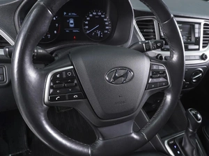 Седан Hyundai Solaris 2019 года, 1570000 рублей, Ростов-на-Дону