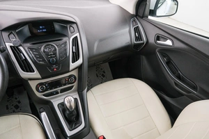 Хетчбэк Ford Focus 2013 года, 809000 рублей, Красноярск