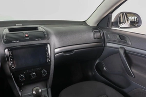 Лифтбек Skoda Octavia 2010 года, 559000 рублей, Пермь