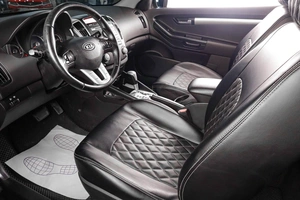 Хетчбэк Kia Ceed 2010 года, 929000 рублей, Тюмень