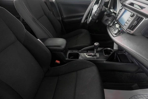 Внедорожник Toyota RAV4 2016 года, 1999000 рублей, Кемерово